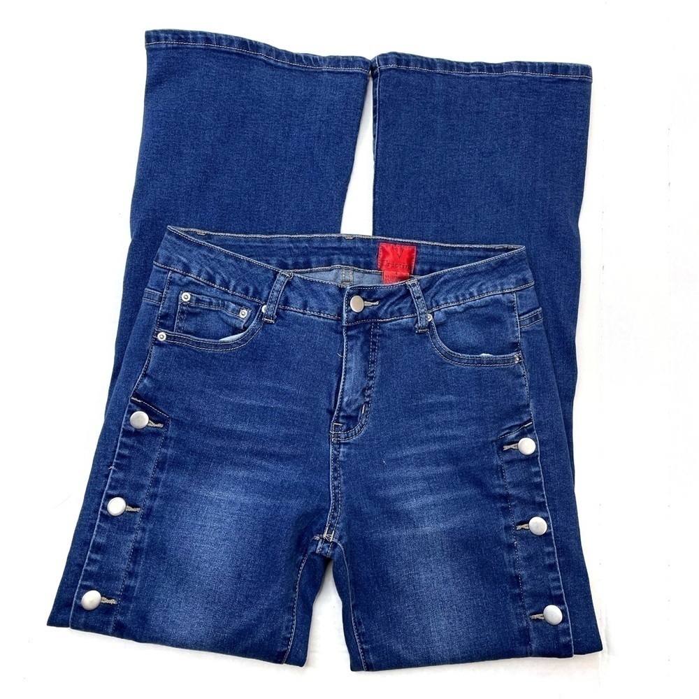 Vintage Y2K Button Down Leg Flare Jeans